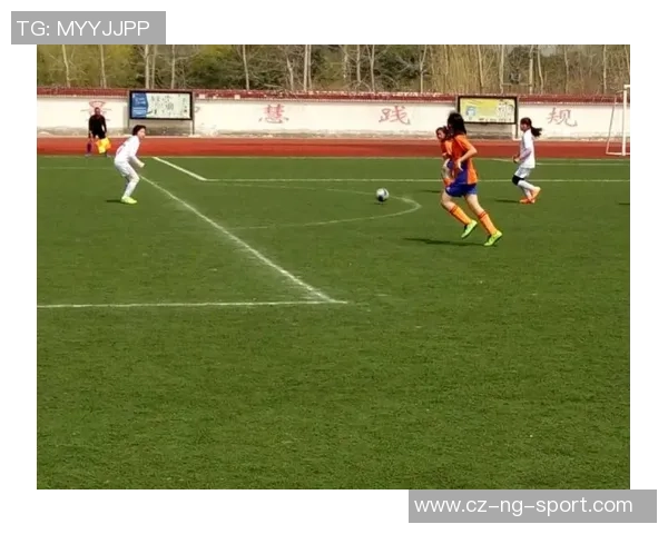 足球欧蕾的魅力与激情探秘：从场上风云到球迷心声的全景解析