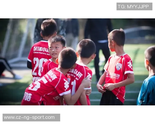 青春拼搏u13足球比赛展现小将风采与团队精神的精彩瞬间